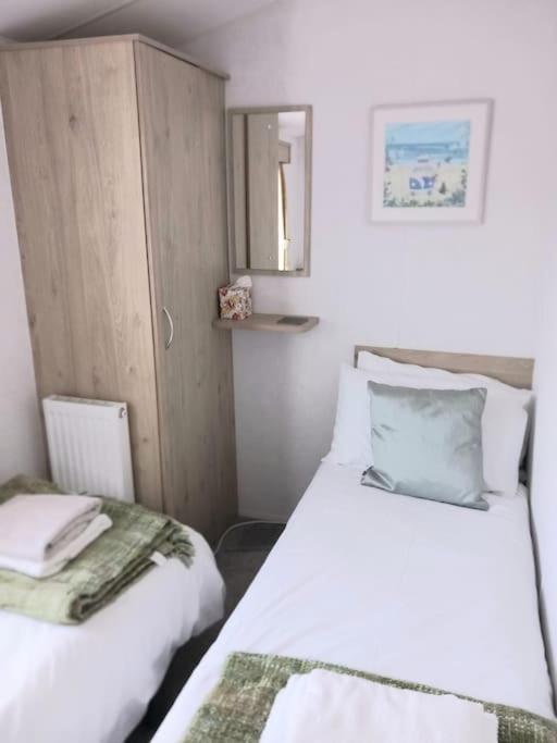 Sea Breeze, Modern, Cosy Holiday Home Haverigg Eksteriør bilde