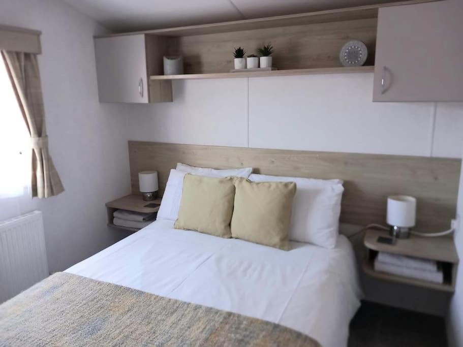 Sea Breeze, Modern, Cosy Holiday Home Haverigg Eksteriør bilde